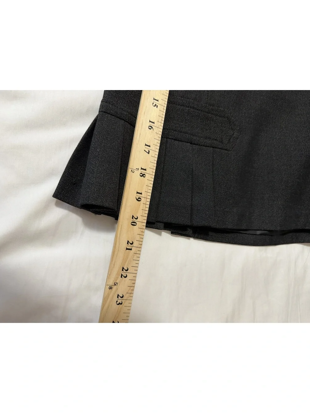 Max Studio Dark Grey School Girl Business Chic Pleated Hem Skirt Size 4